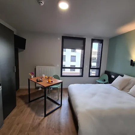 Montempo Centre - Bassins A Flot 2*