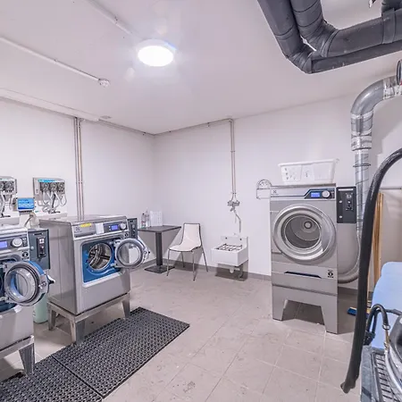 Apartmanhotel Montempo Centre - Bassins A Flot 2*