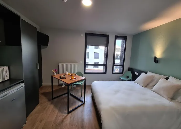 Montempo Centre - Bassins A Flot 2*