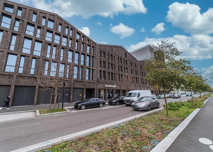 Апарт-отель Montempo Centre - Bassins A Flot